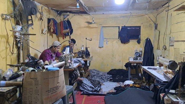 Potret kampung konfeksi di Kalianyar, Tambora, Jakarta Barat.