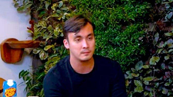 Rendy Kjaernett Akui Tato di Punggung Wajah Syahnaz Sadiqah: 'Gua Sakit ...