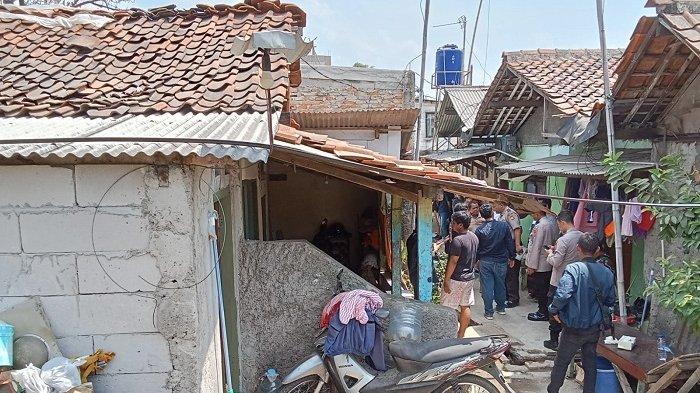 Habis Berwudhu, Dewi Ditikam Bertubi-tubi Hingga Tewas Oleh Kakak Kandungnya  di Cikarang - Wartakotalive.com