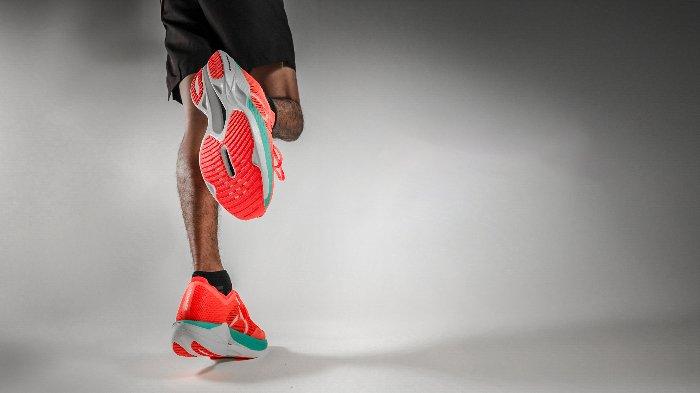 Supershoes Ortuseight seri SOLAR hadir dengan warna baru Peach Aqua.