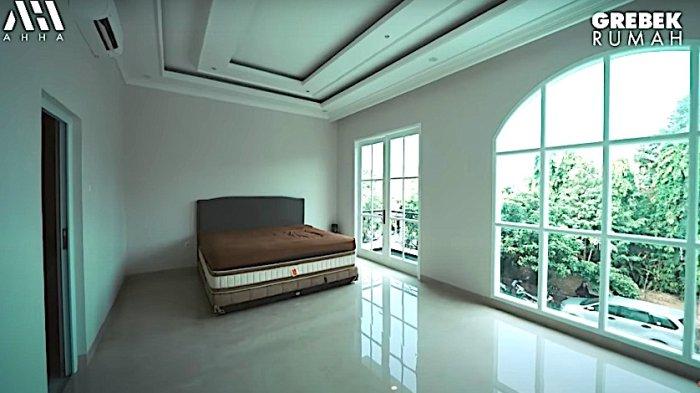 Tampak kasur pemberian Jessica Iskandar untuk Aldi Taher