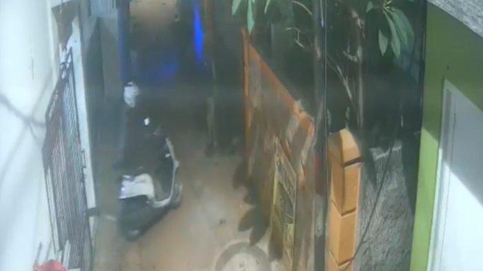 Dua Motor Di Lubang Buaya Raib Sekaligus Digasak Pencuri