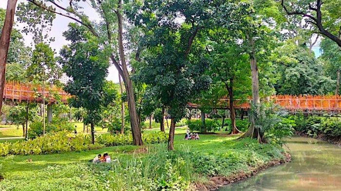 Tebet Eco Park, tempat wisata murah meriah yang asri di Jakarta Selatan.