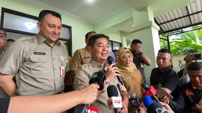 CEK KESEHATAN GRATIS - Penjabat (Pj) Gubernur DKI Jakarta Teguh Setyabudi meninjau langsung program nasional Cek Kesehatan Gratis (CKG) di Puskesmas Pulogadung, Jakarta Timur, Senin (10/2/2025).