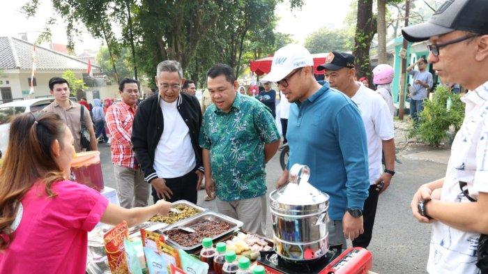 Wakil Wali Kota Tangerang Selatan Pilar Saga Ichsan (bertopi putih) tampak menghadiri Pesta Balai di Balai Warga, Pondok Payung Mas, Kecamatan Ciputat, pekan lalu.