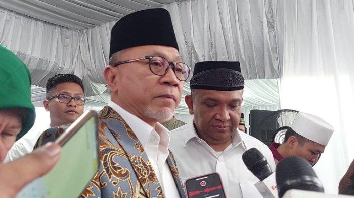Zulhas melakukan blunder lewat candaannya soal salat. 