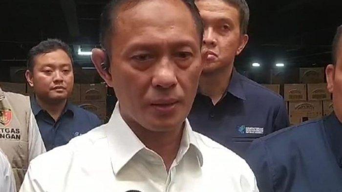 BERAS OPLOSAN - Kepala Satgas Pangan Brigjen Helfi Assegaf mengatakan saat ini pihaknya sedang memeriksa 25 orang pemilik beras oplosan. Jika terbukti mereka akan dikenai pasal berat.