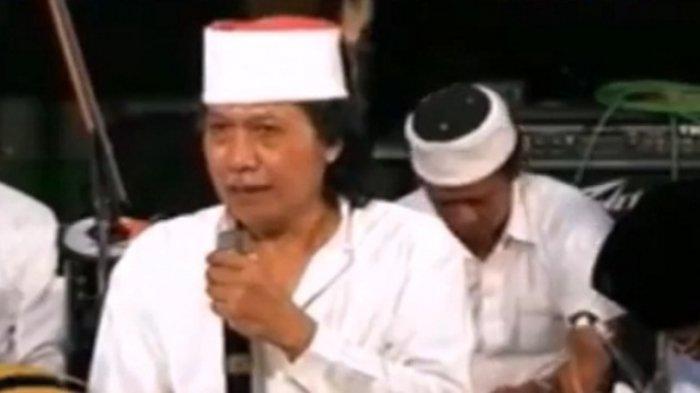 Emha Ainun Najib alias Cak Nun membongkar misteri kasus penculikan aktivis di tahun 1997.