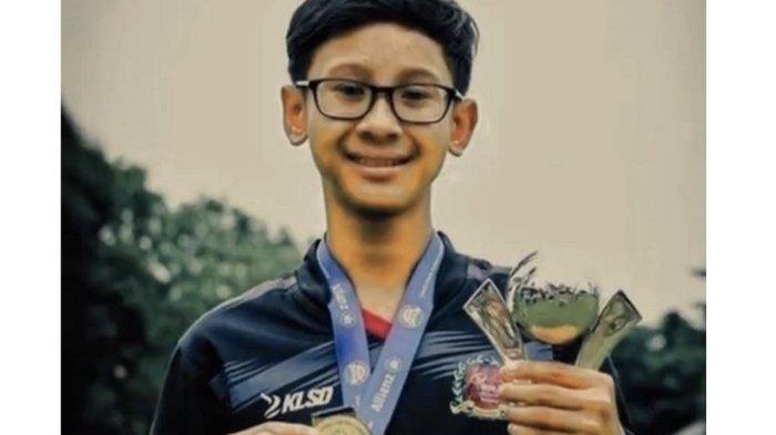 Farrel Legolas Rompies, putra kesayangan Vincent Rompies.