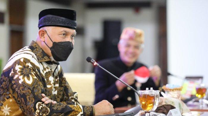 Gubernur Sumatera Barat Mahyeldi Ansharullah