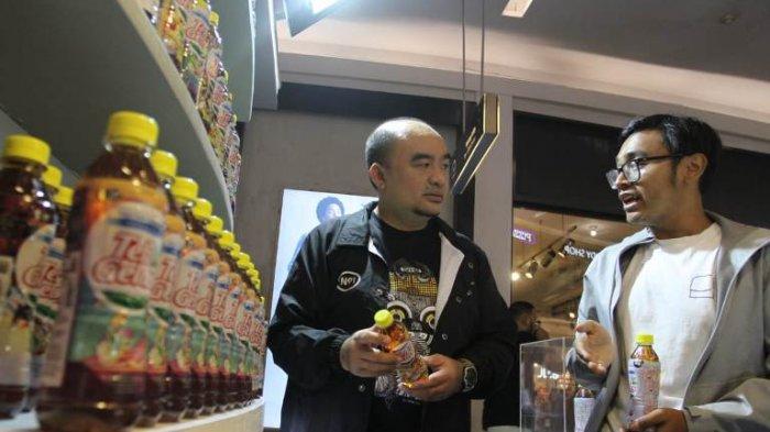 Para Artis Seni Grafis Kontemporer Ternama Indonesia Bangga Karya ...