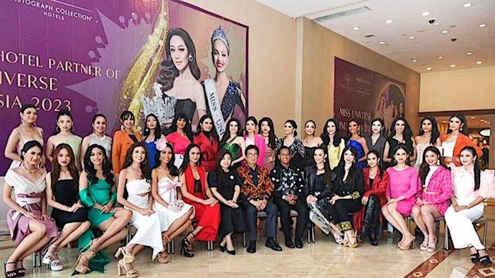 30 peserta Miss Universe Indonesia hadiri acara welcoming ceremony di Sari Pacific Jakarta, Jumat (21/7/2023). Mereka resmi menjalani karantina untuk mendapatkan pelatihan