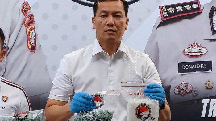 Direktur Reserse Narkoba (Dirresnarkoba) Polda Metro Jaya Kombes (Pol) Donald Parlaungan Simanjuntak, salah satu anggota Polri yang kena PTDH alias dipecat. 