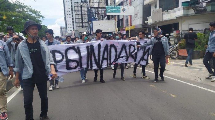 Tolak Kebijakan Kampus, Ribuan Mahasiswa Universitas Gunadarma Berunjuk