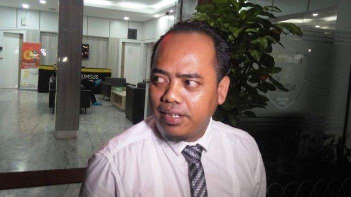 Muannas Alaidid, kuasa hukum PIK 2, bantah pihaknya pasang pagar laut.