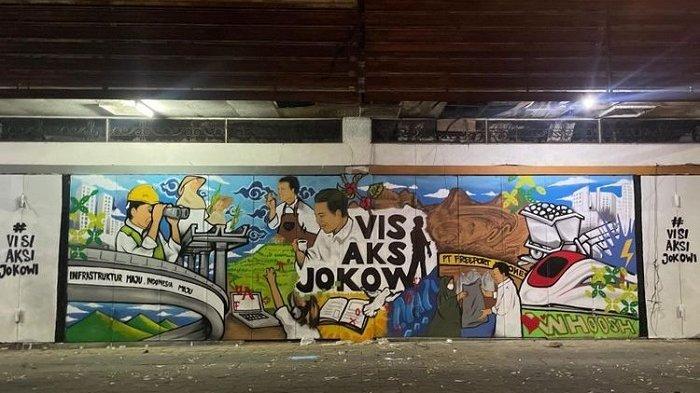 Panel Barus Projo Menerawang, Warga Solo Sambut Jokowi, Panel Barus: Keluar Gang ...