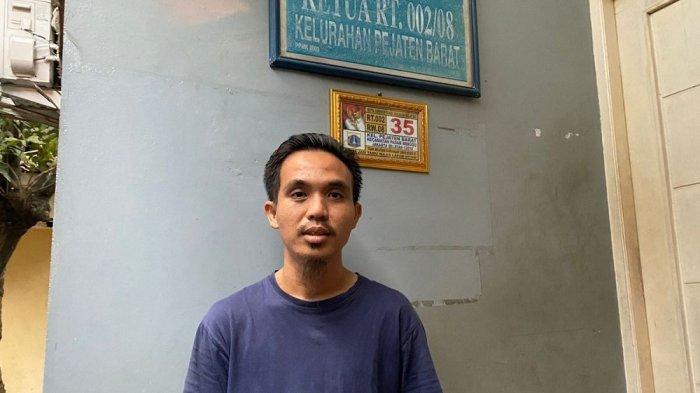 BABI HUTAN - Ketua RT 02/RW 08, Pejaten Barat, Pasar Minggu, Jakarta Selatan, Nurdiansyah, mengatakan warganya resah atas keberadaan Pejaten Animal Shelter.