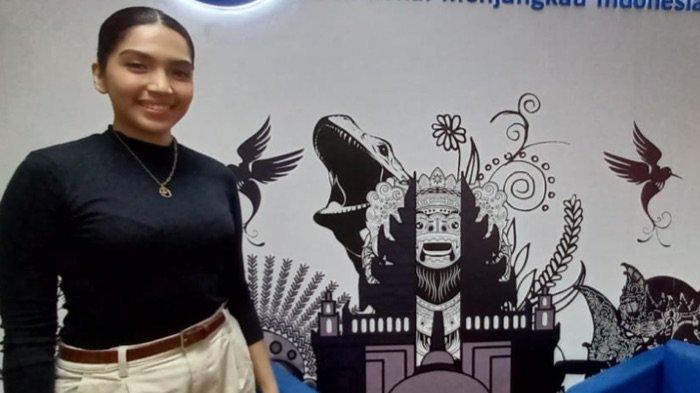 Penyanyi Olivia Pardede berbincang di Redaksi Warta Kota, Palmerah, Jakarta Pusat, Selasa (27/6/2023). Olivia Pardede adalah finalis Indonesian Idol 2020.