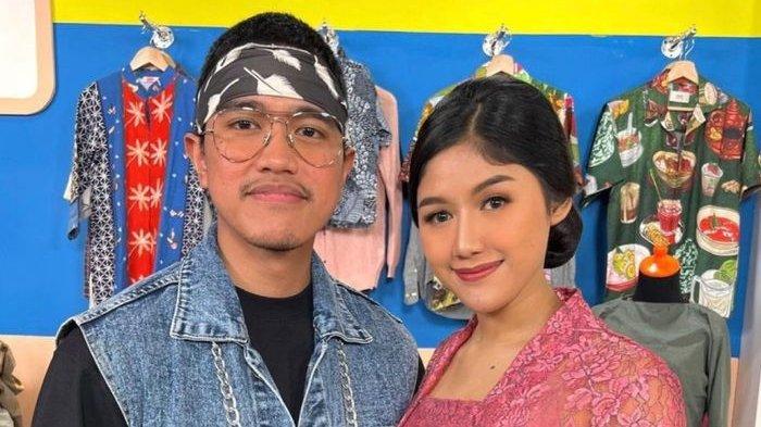 Kaesang pangarep dan sang istri Erina Gudono baru plesir ke Korsel. Momen kebahagiaan itu dipublikasi di medsos, membuat warganet 'iri'. Karena tak sesuai arahan Presiden Jokowi agar jangan flexing kemewahan.