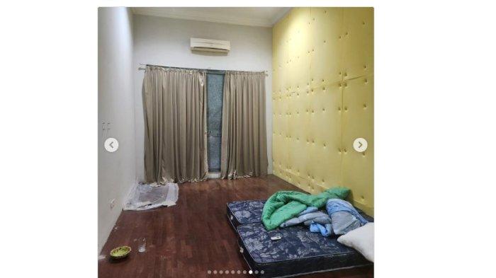 Mantan Wakil Menteri Luar Negeri Indonesia Dinno Patti Djalal mengabarkan ada kejadian buruk yang menimpa keluarganya. Dimana salah satu rumah keluarga disewa dijadikan tempat operasi sindikat penipuan online