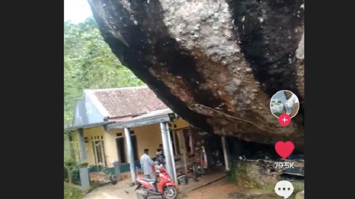 Rumah Ini Bukan Bertetangga Dengan Rumah Lainnya Tapi Bertentangga