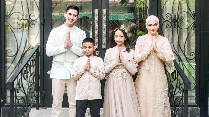 Verrell Bramasta dan Putri Zulkifli Hasan saat lebaran tahjn ini.