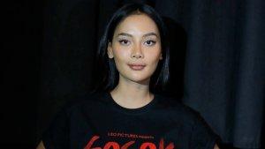 Erika-Carlina-Akui-Sempat-Bonceng-Tiga-Naik-Motor-untuk-Casting.jpg