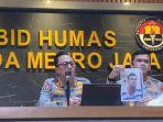 Kabid-Humas-Polda-Metro-Jaya-Kombes-Ade-Ary-Syam-Indradi-kasus-suami-bunuh-istri.jpg