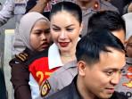 Dandan Cantik, Nikita Mirzani Siap Bertemu Reza Gladys di Ruang Sidang PN Jakarta Selatan