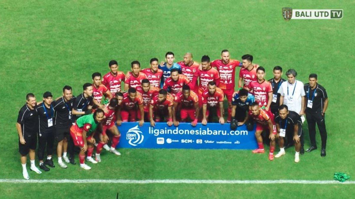Potret para pemain, pelatih dan staf Bali United di Liga 1 musim 2022/2023.