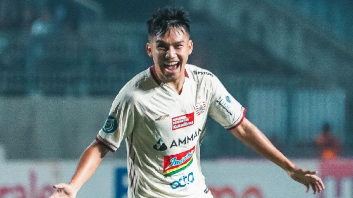 Witan Sulaeman mencetak gol dalam laga Persebaya Surabaya Vs Persija Jakarta yang berakhir 0-1 pada Rabu (5/4/2023) malam.