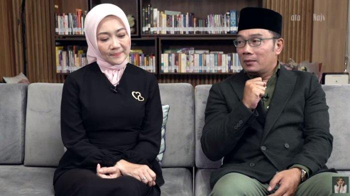 Wawancara bersama antara Najwa Shihab dan Gubernur Jawa Barat Ridwan Kamil bersama istri Atalia Praratya, Rabu (6/7/2022).