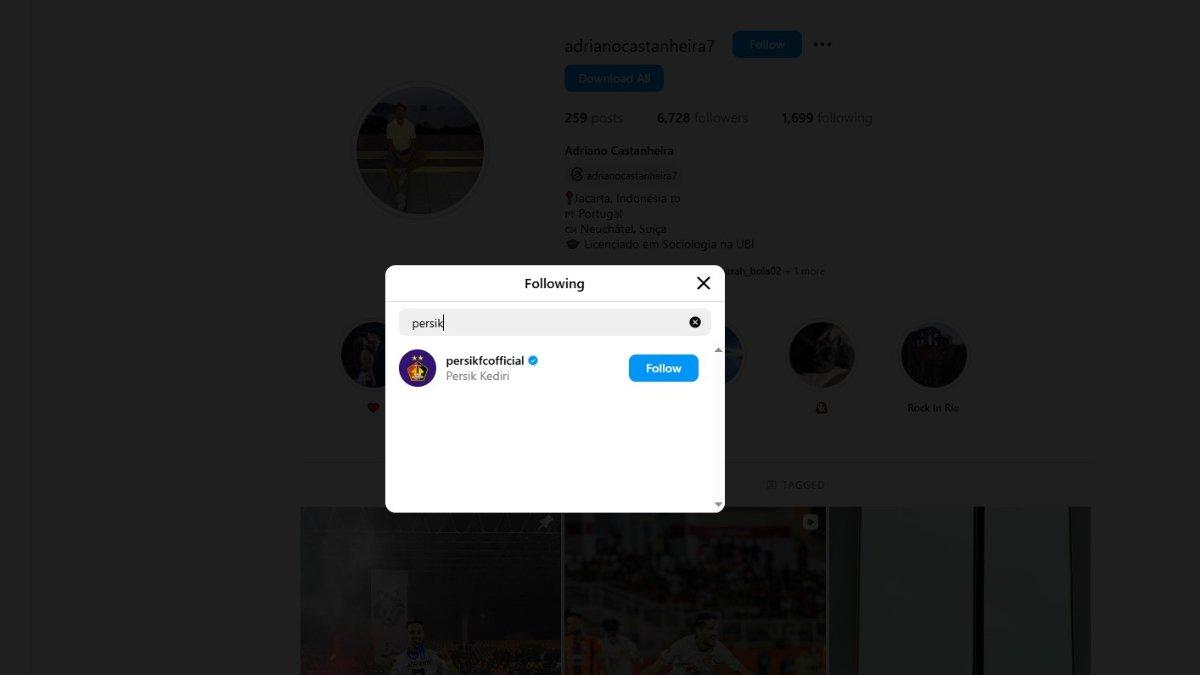 Adriano Castanheira kepergok follow akun Instagram Persik Kediri.