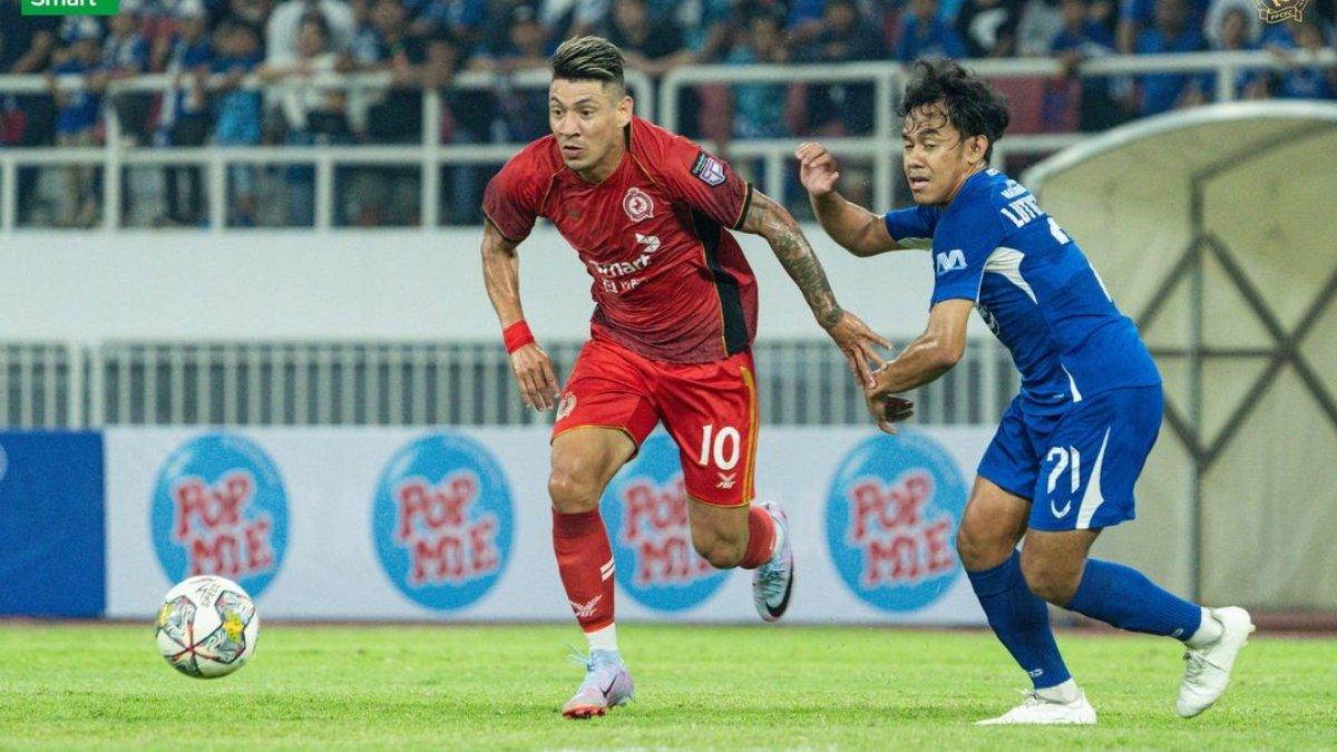 Sosok Andres Nieto pemain Phnom Penh Crown saat berhadapan dengan PSIS Semarang.