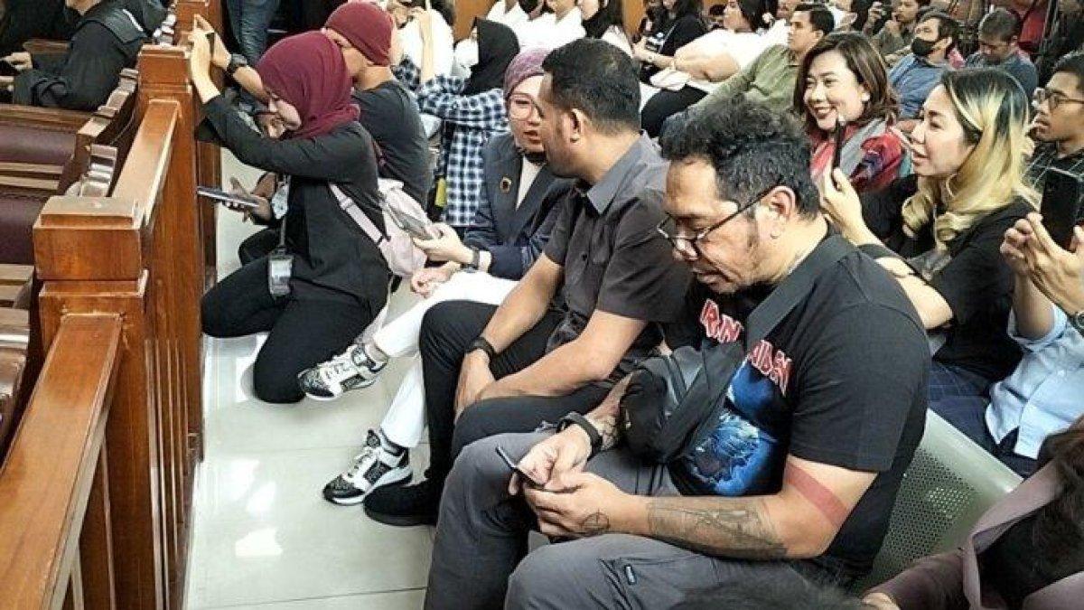 Ayah David Ozora, Jonathan Latumahina, menghadiri sidang vonis Mario Dandy dan Shane Lukas di Pengadilan Negeri (PN) Jakarta Selatan, Kamis (7/9/2023).