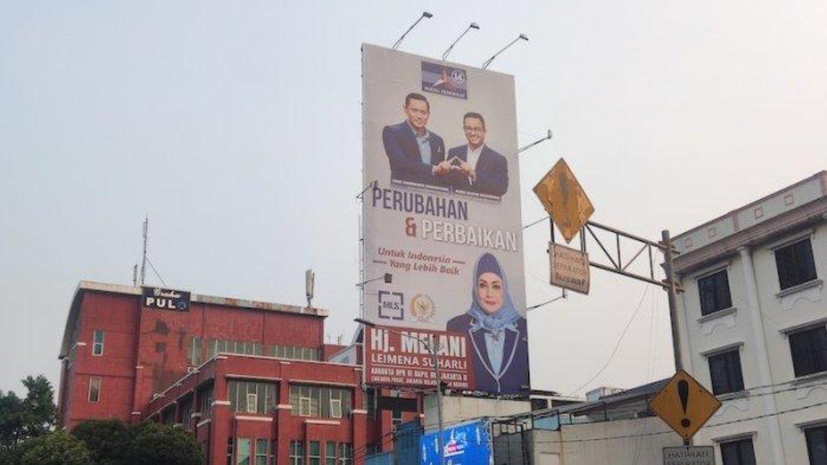 Baliho Demokrat dan Anies Baswedan 22