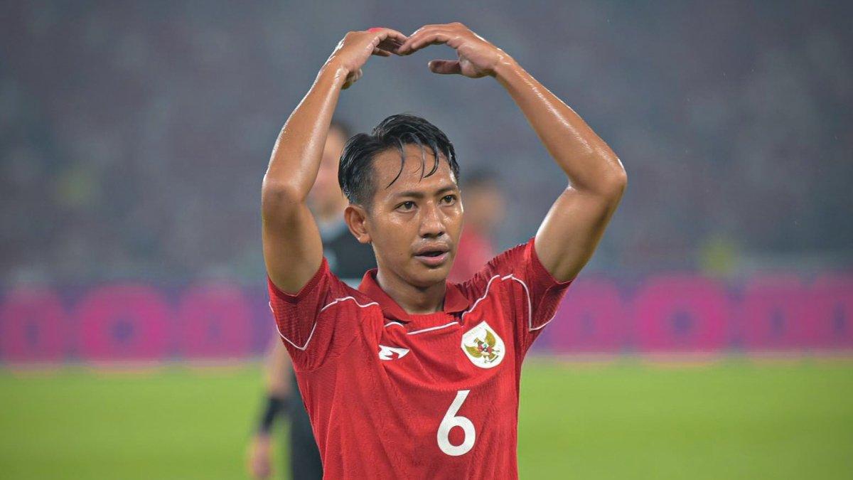 DEBUT PEMAIN TIMNAS INDONESIA - Beckham Putra saat mencatatkan debut di Timnas Indonesia pada laga kontra China dalam lanjutan babak putaran ketiga kualifikasi Piala Dunia 2026 zona Asia ronde ketiga yang berlangsung di Stadion Gelora Bung Karno, Jakarta, Kamis, 5 Juni 2025.