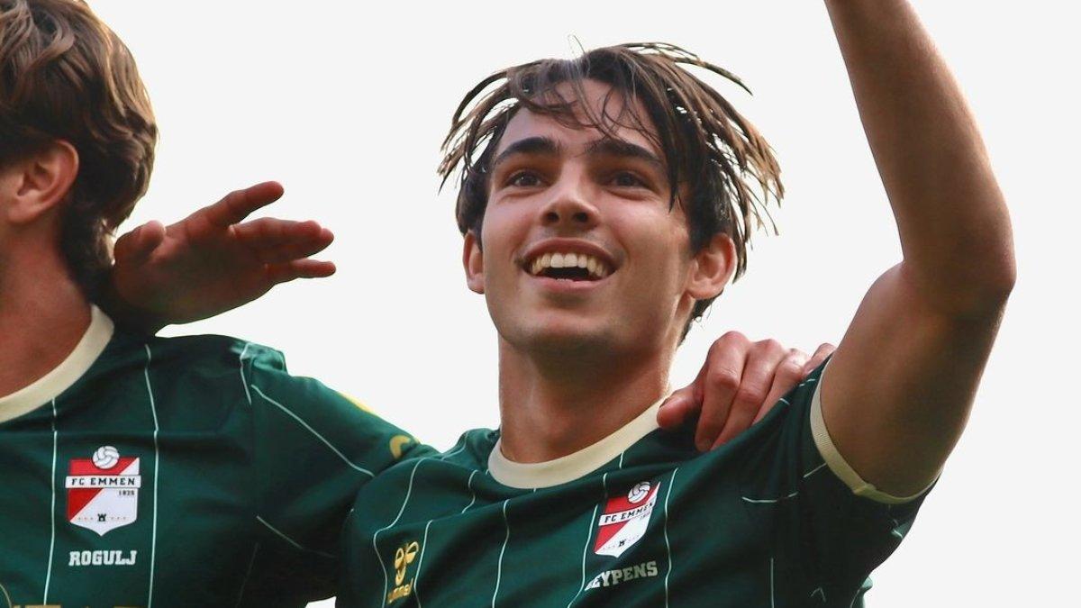 Tim Geypens bek kiri FC Emmen