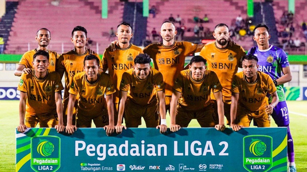 Skuad Bhayangkara FC saat melakukan sesi foto bersama jelang laga debut kontra Persipa Pati, Minggu (8/9/2024).