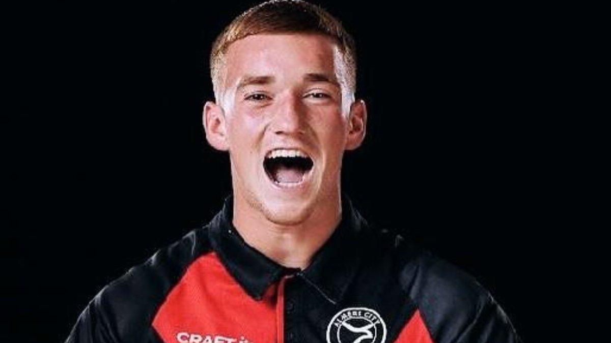 Sosok Bodi Booker pemain Almere City U-18 keturunan Indonesia.