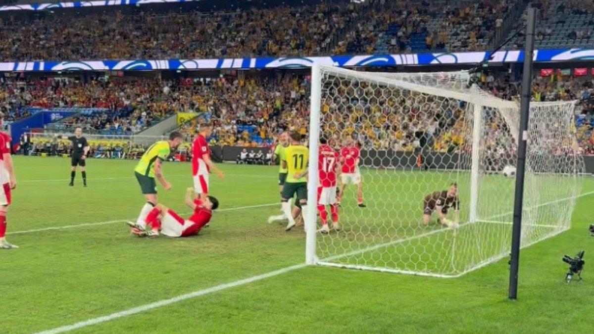Cuplikan pertandingan antara Timnas Indonesia kontra Australia pada Kamis (20/3).