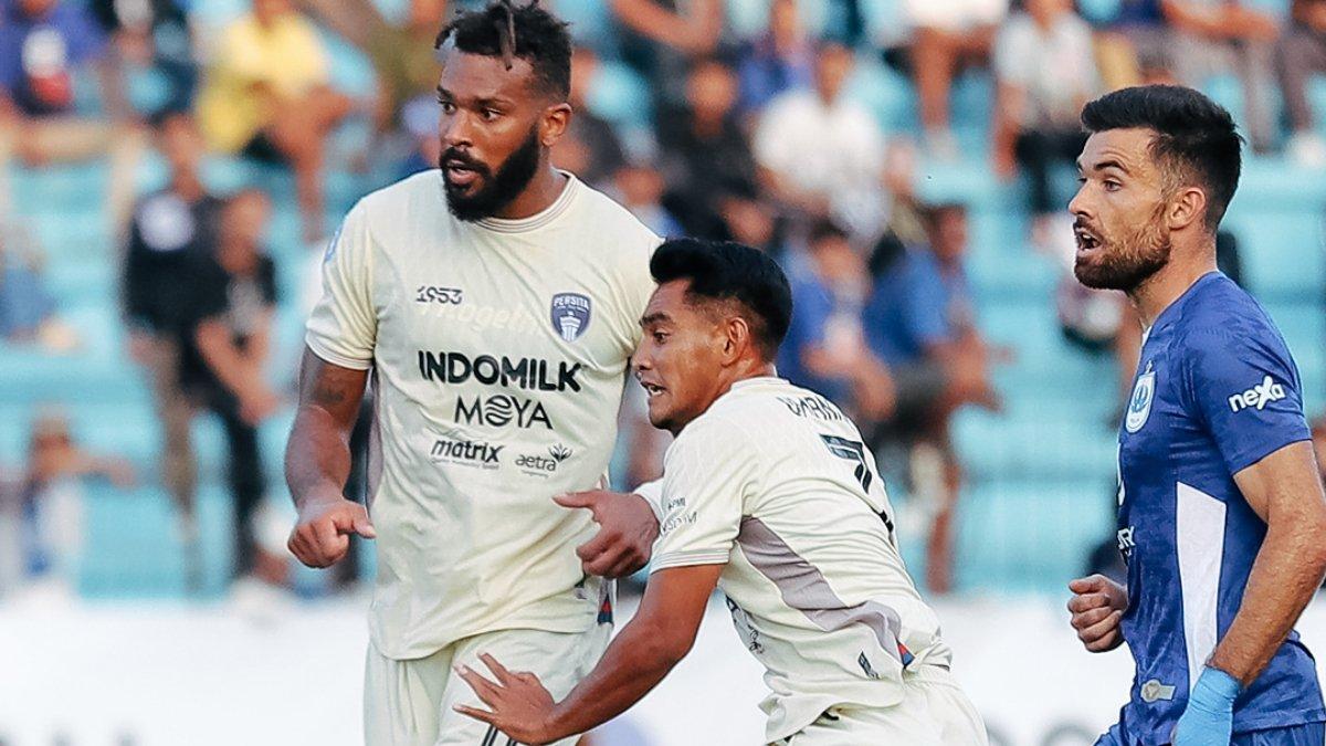 Cuplikan pertandingan antara PSIS Semarang melawan Persita Tangerang di pekan perdana Liga 1 2024.