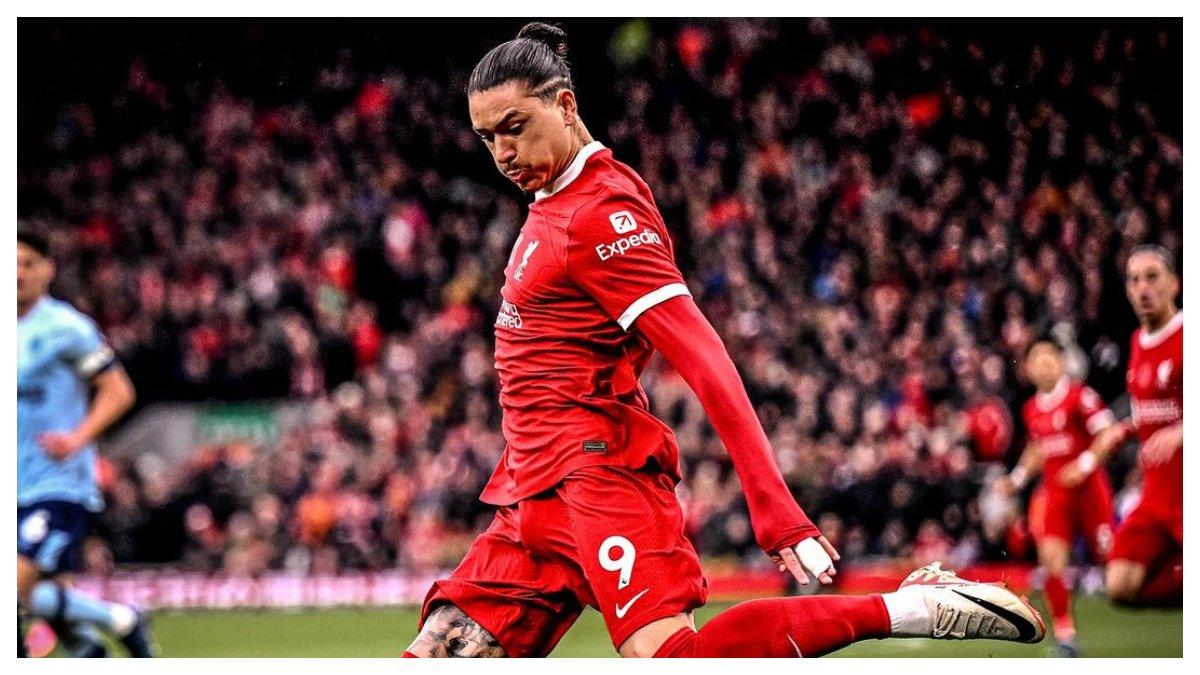 Foto Darwin Nunez saat berseragam Liverpool.