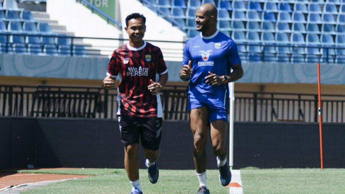 Striker Persib Bandung, David da Silva menjalani latihan terpisah jelang lawan PSIS Semarang di pekan kelima Liga 1 2024/2025.