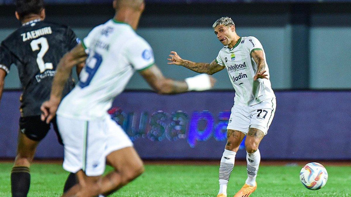 Cuplikan pertandingan Dewa United melawan Persib Bandung di putaran kedua Liga 1 2023 pekan ke-20.