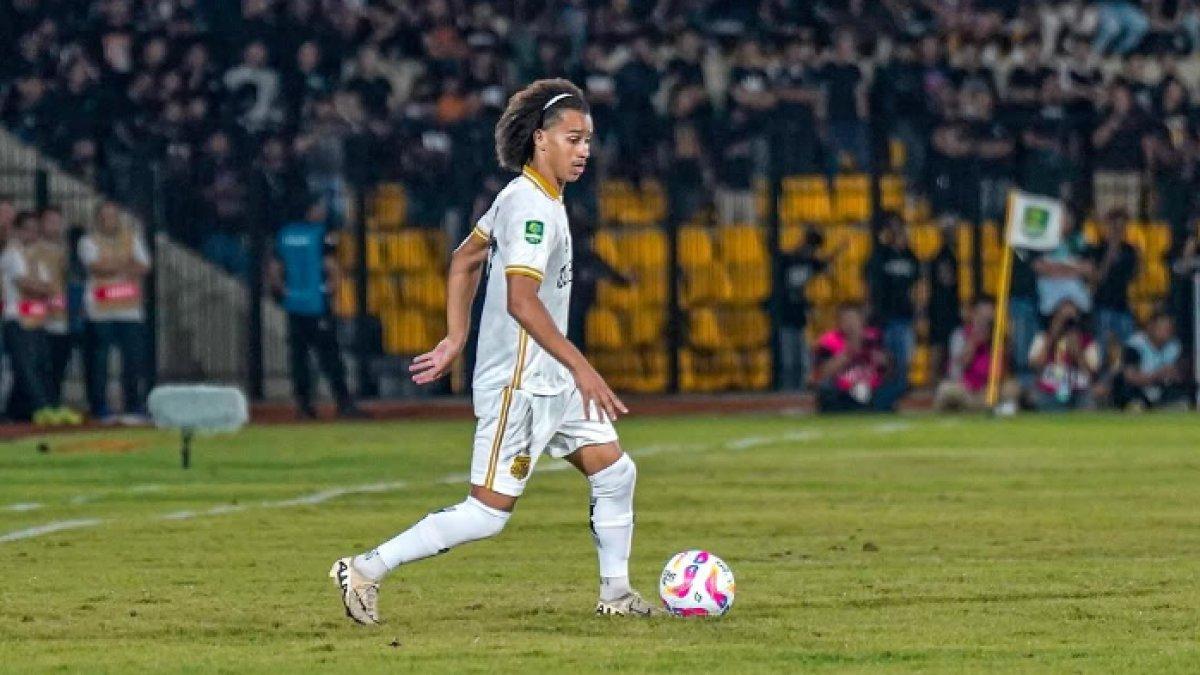 KORBAN RASISME - Pemain Bhayangkara FC asal Brasil, Felipe Ryan di gelaran Liga 2 2024 lalu. Felipe Ryan baru-baru ini mengabarkan bahwa dirinya sempat jadi korban rasisme oleh beberapa oknum pasca laga final Liga 2 2024 antara PSIM Yogyakarta melawan Bhayangkara FC, Rabu (26/2) lalu.