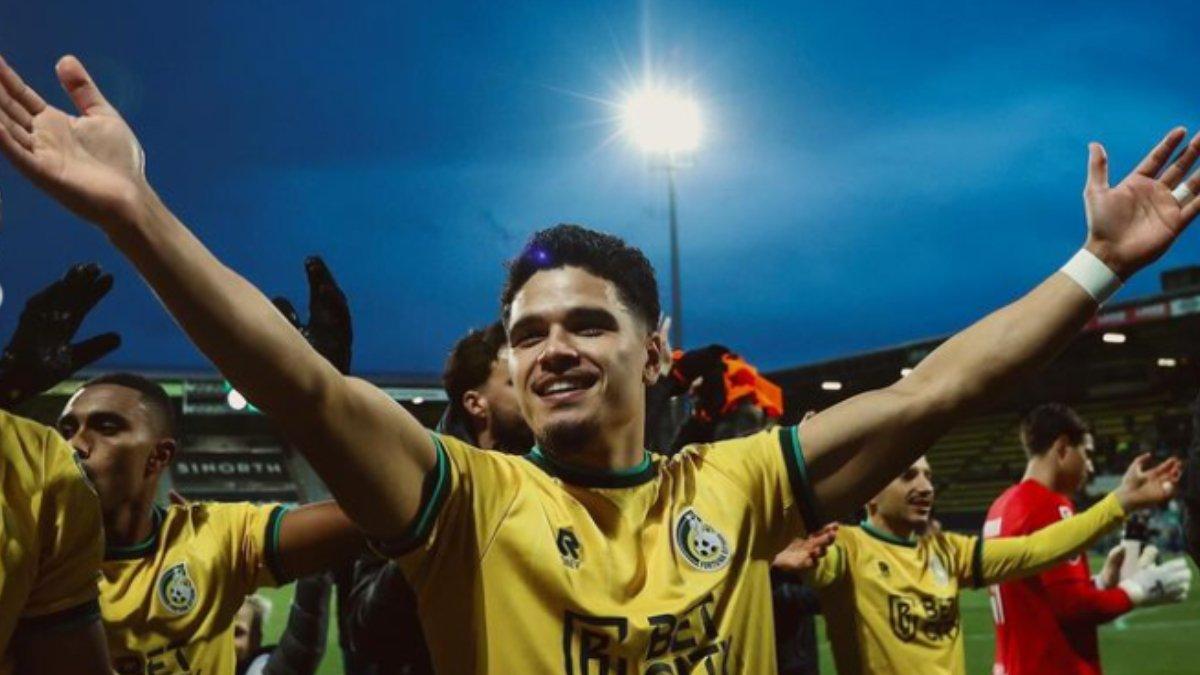 Foto Ragnar Oratmangoen 1
