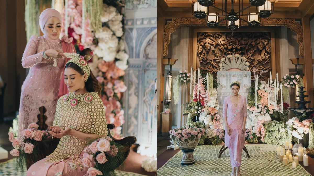 Momen Reza Artamevia (ibu kandung Aaliyah Massaid) melakukan siraman kepada sang putri (kiri). Foto Aaliyah Massaid di momen siraman menggunakan kebaya Jawa berwarna merah jambu (kanan).