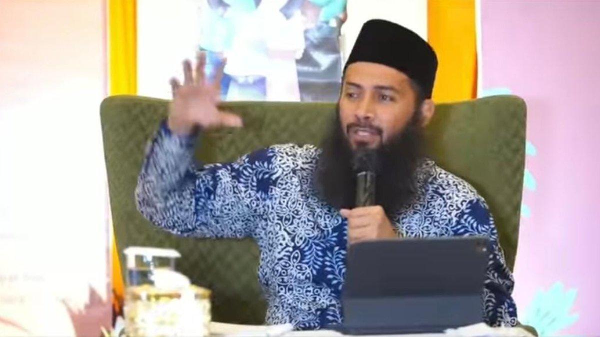 Potret Ustaz Syafiq Riza Basalamah
