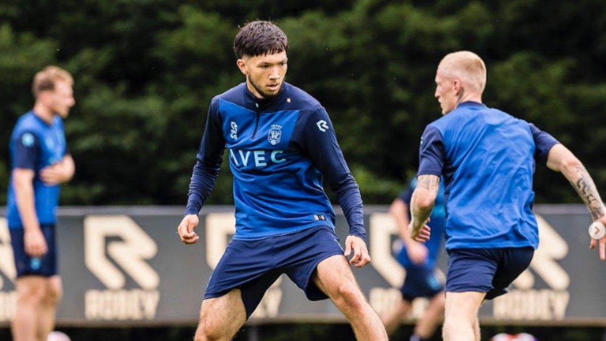Sosok Zico Soree: Bomber Willem II Tilburg Opsi Naturalisasi Timnas ...